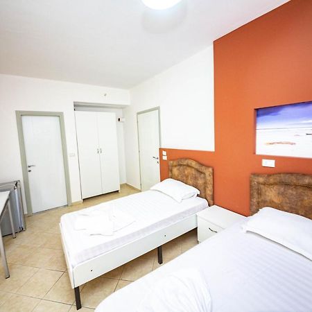 Ideal Aparthotel Saranda 외부 사진